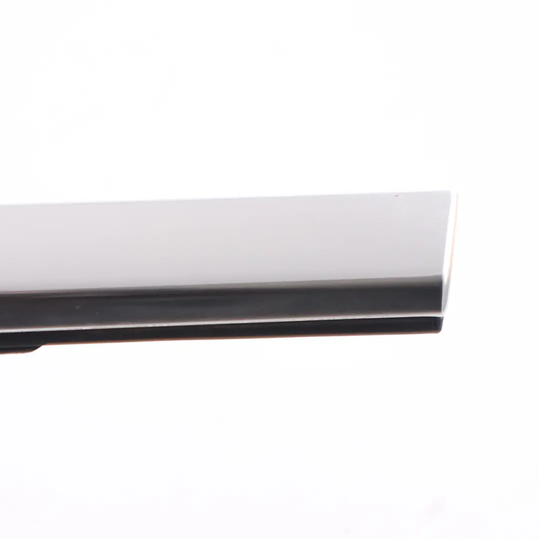 Mercedes W205 Rail d'étanchéité Bande de porte arrière gauche - SKU A2057300324-1 - Numéro de pièce A2057300324