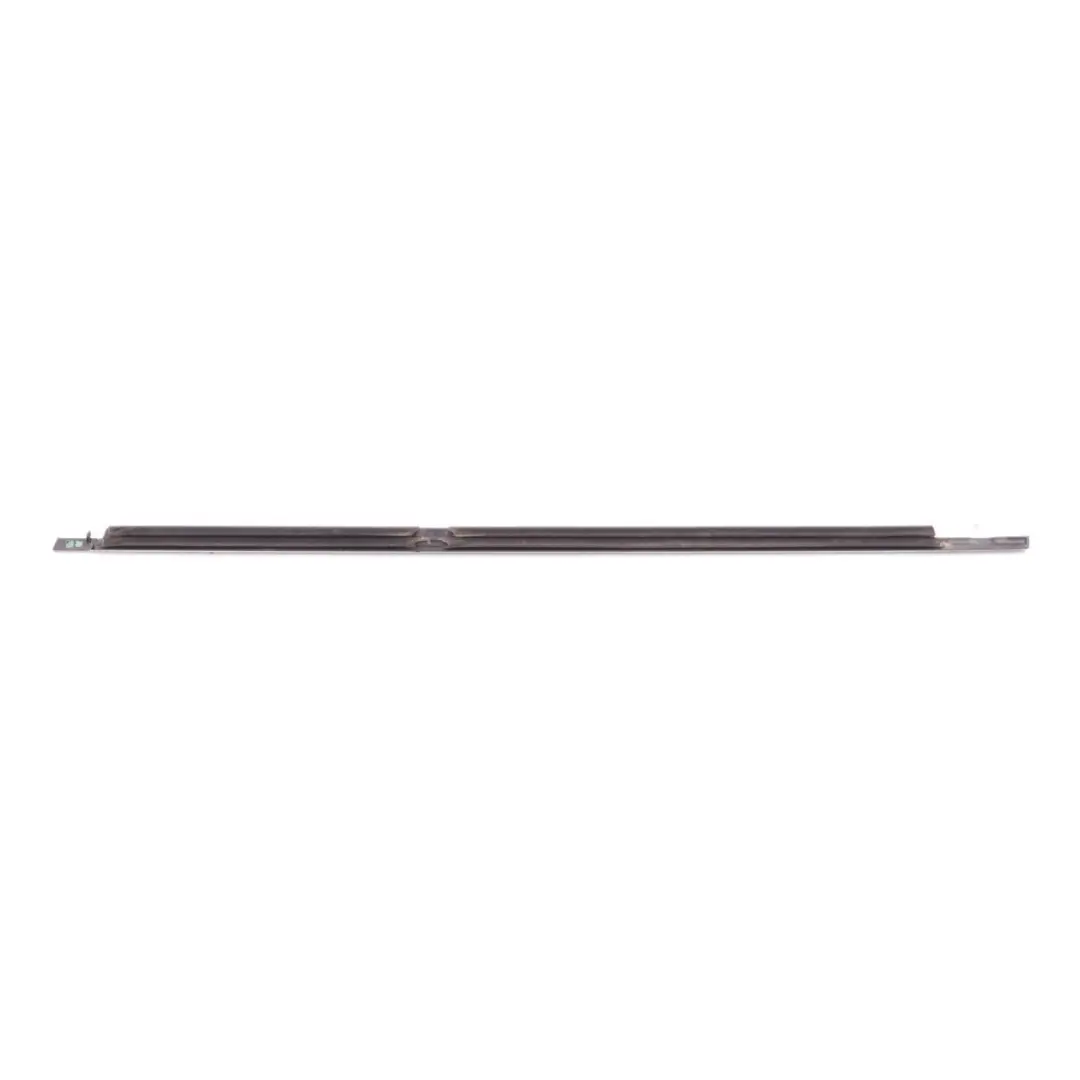 Mercedes W205 Finestra Posteriore Destra Modanatura Sigillatura - SKU A2057300424 - Numero di parte A2057300424