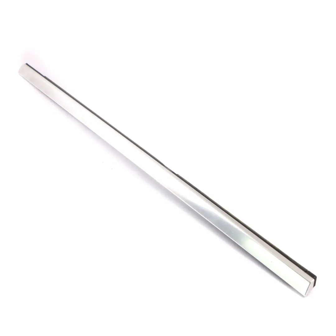 Mercedes S205 Fensterschienendichtung hinten links Zierleiste Silber - SKU A2057300524 - Teilenummer A2057300524