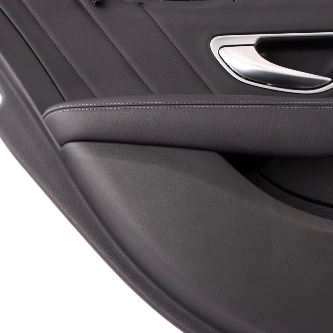  Carte de Porte Arrière Mercedes W205 Gauche Habillage Panneau Cuir Noir - SKU A2057303106 - Numéro de pièce A2057303106