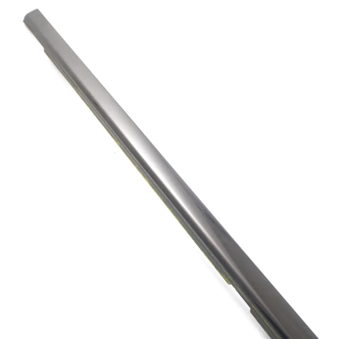 Arrière Droite Joint de Fenêtre pour Mercedes W205 Porte à propos du numéro de pièce A2057303601 Mercedes W205 Porte Arrière Droite Joint de Fenêtre - SKU A2057303601 - Numéro de pièce A2057303601