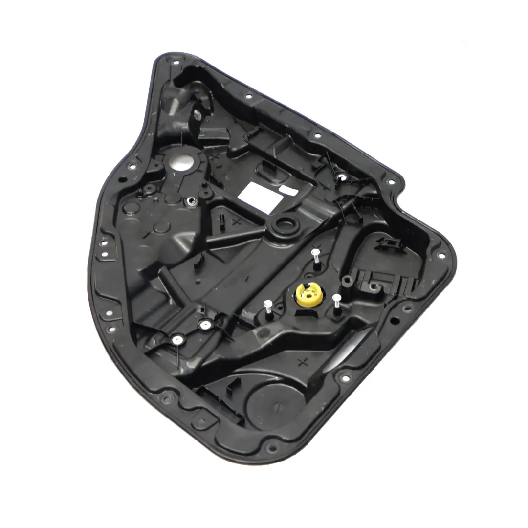 Osłona Mocowanie Podnośnika Szyby Lewy do Mercedes W205 o numerze A2057307904 Mercedes W205 Osłona Mocowanie Podnośnika Szyby Lewy - SKU A2057307904-1 - Numer Części A2057307904