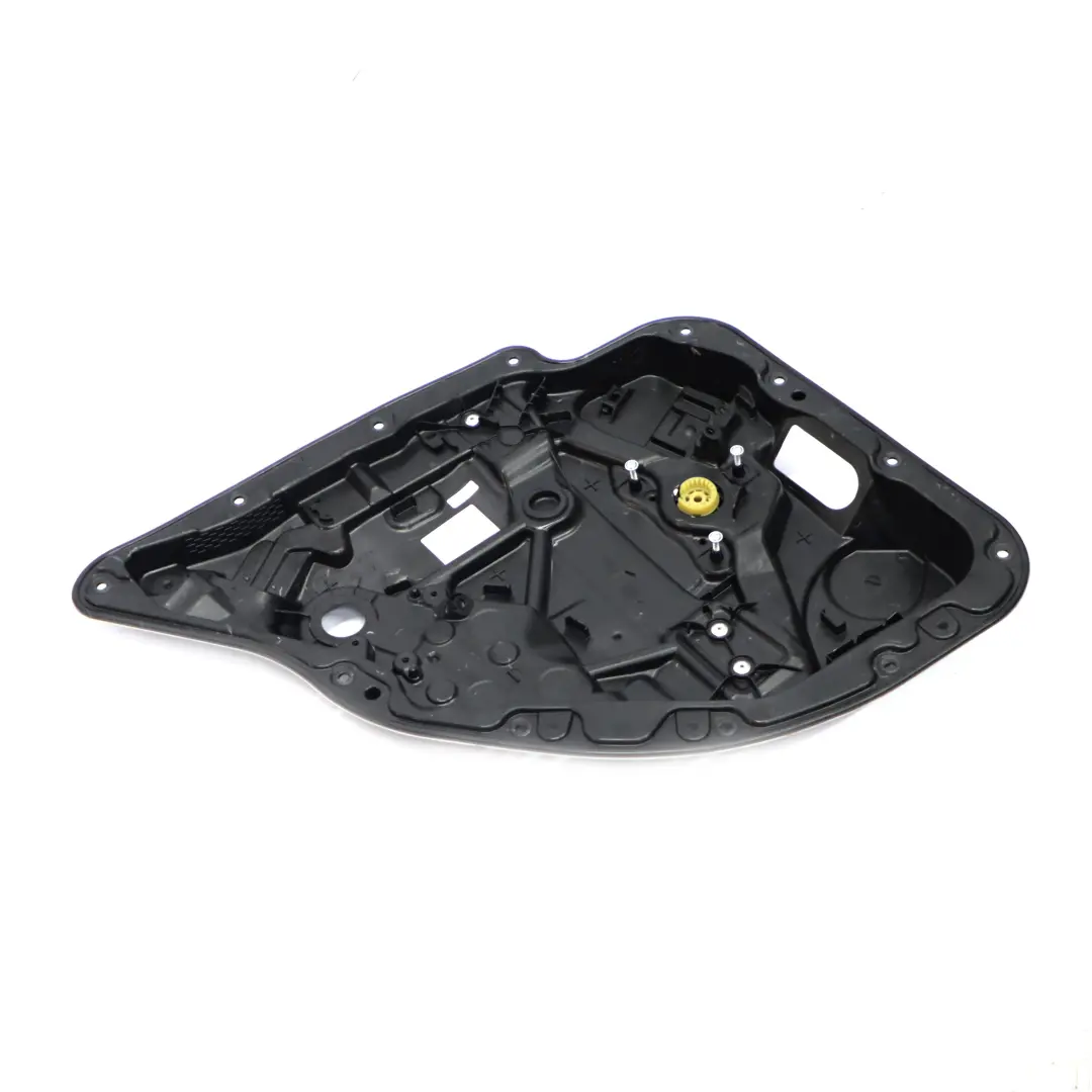 Osłona Mocowanie Podnośnika Szyby Lewy do Mercedes W205 o numerze A2057307904 Mercedes W205 Osłona Mocowanie Podnośnika Szyby Lewy - SKU A2057307904-1 - Numer Części A2057307904