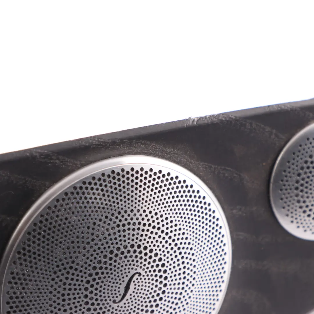 Posteriore Sinistra Scheda Porta Legno per Mercedes W205 con numero di parte A2057307922 Mercedes W205 Posteriore Sinistra Scheda Porta Legno - SKU A2057307922 - Numero di parte A2057307922