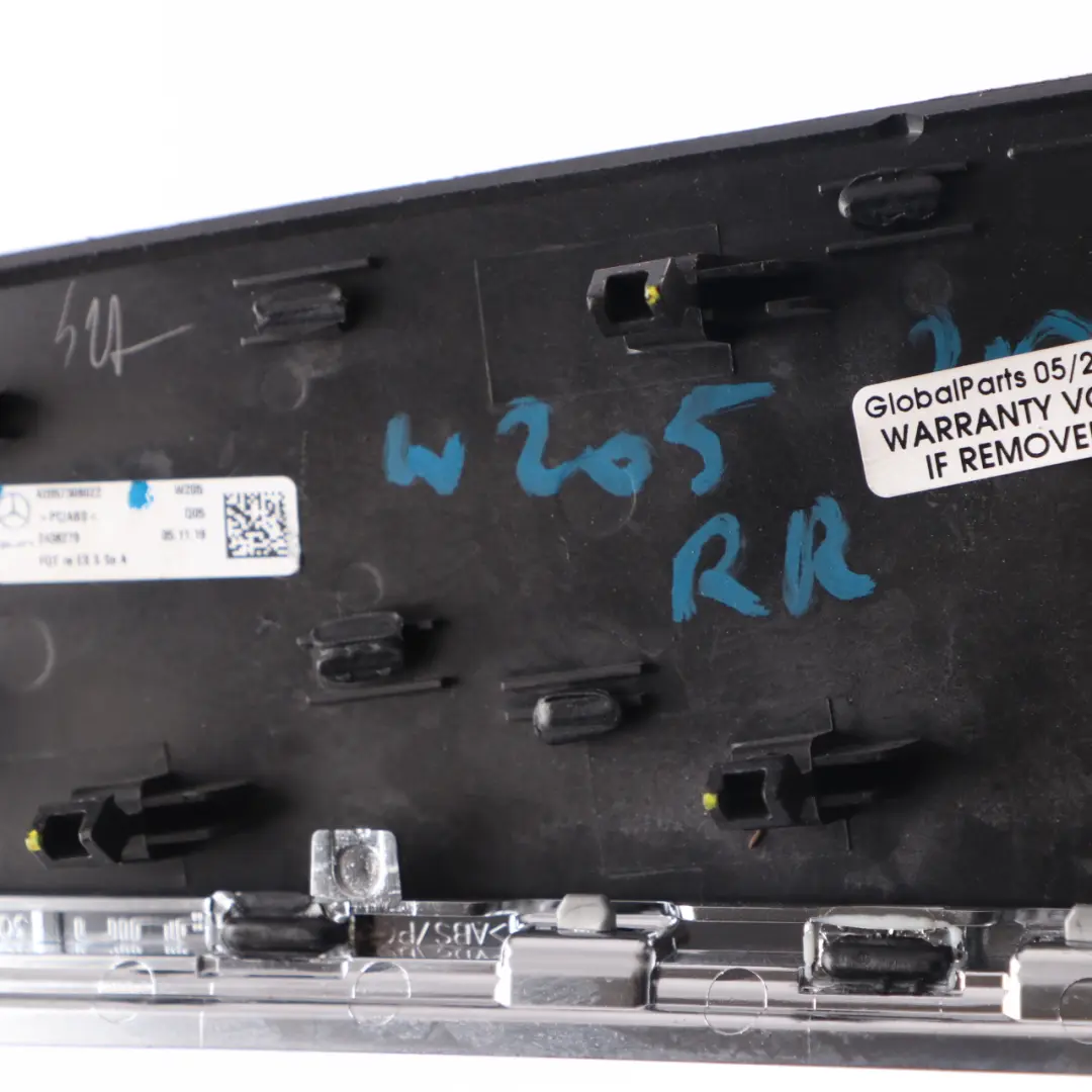 Mercedes W205 posteriore destra scheda porta legno - SKU A2057308022 - Numero di parte A2057308022