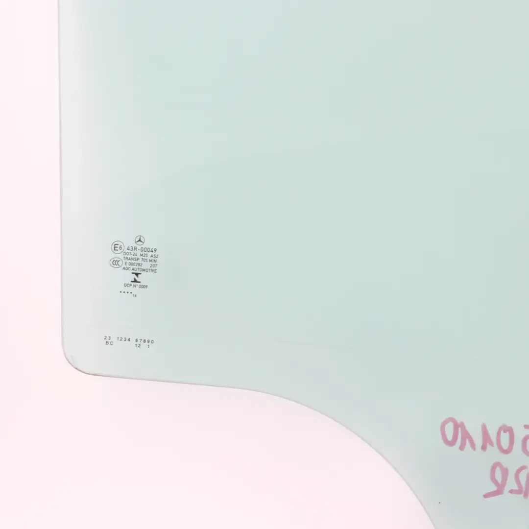 Cristal Trasera Derecha Verde Acristalamiento AS2 para Mercedes W205 con número de pieza A2057350110 Mercedes W205 Cristal Trasera Derecha Verde Acristalamiento AS2 - SKU A2057350110 - Número de pieza A2057350110