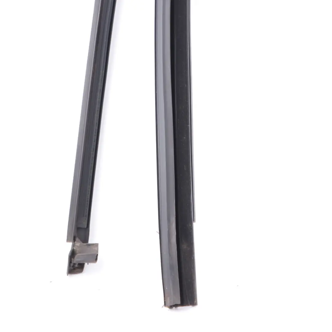 Frame Mercedes W205 Rear Window Left N/S Outside Guide Rail Sealing A2057355300 to with Part number A2057355900 Frame Mercedes W205 Rear Window Left N/S Outside Guide Rail Sealing A2057355300 - SKU A2057355300-1 - Part number A2057355900