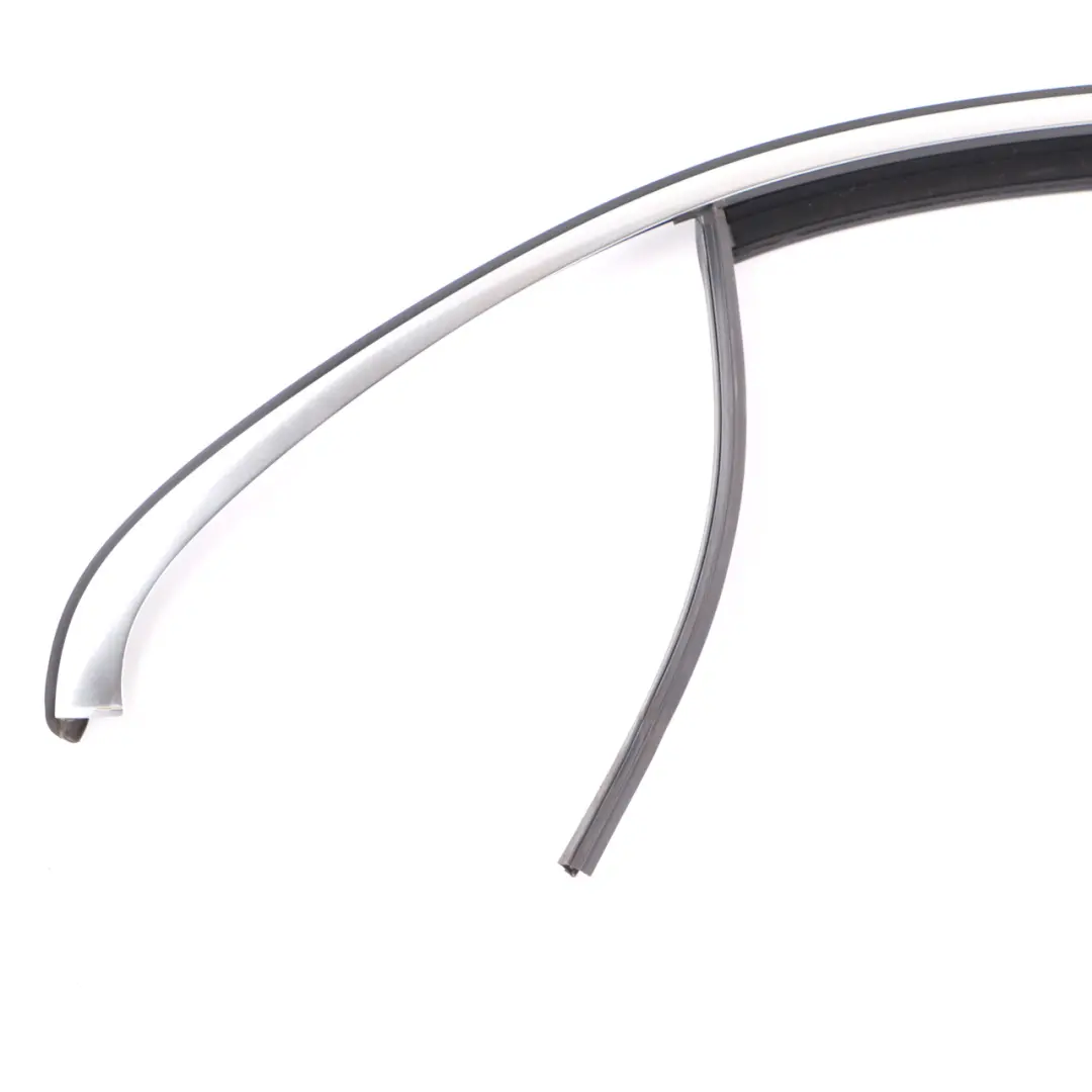  Cadre Mercedes W205 Fenêtre Arrière Droite Extérieur Joint rail - SKU A2057355400 - Numéro de pièce A2057355400