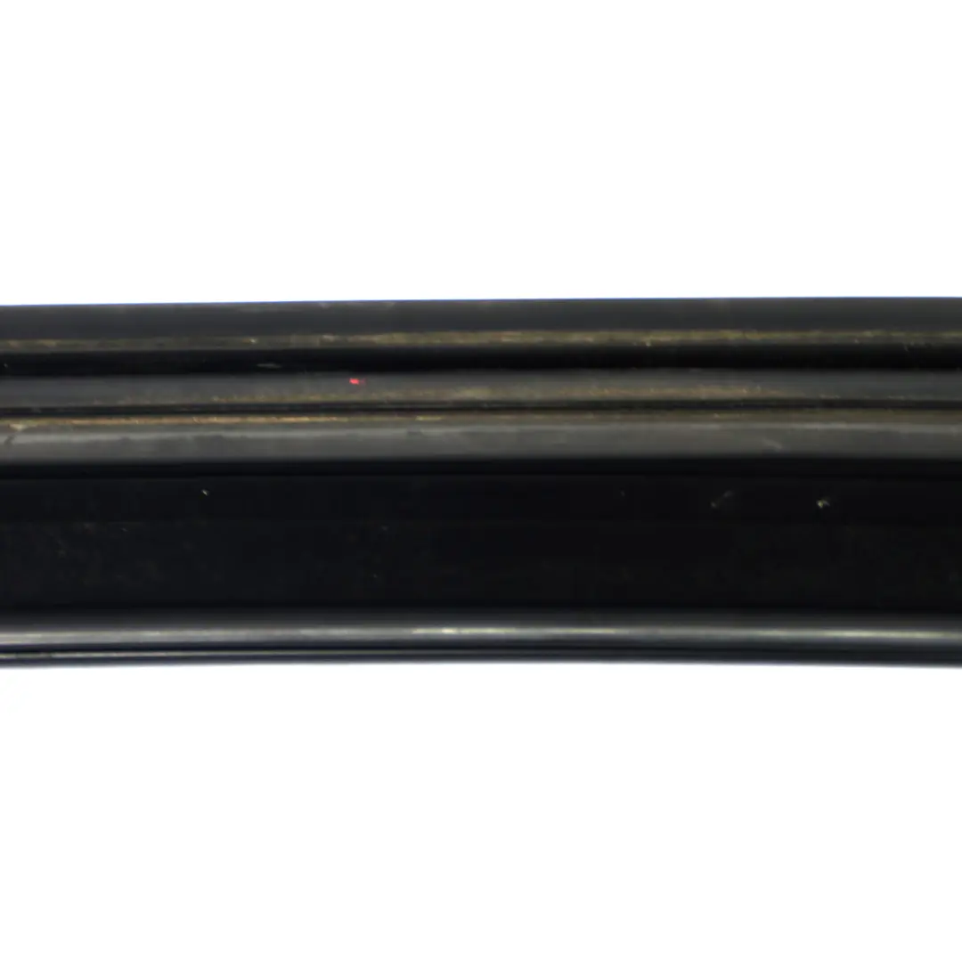 Mercedes S205 Kombi Uszczelka Szyby Drzwi Lewy Tył A2057350325 - SKU A2057355500 - Numer Części A2057355500