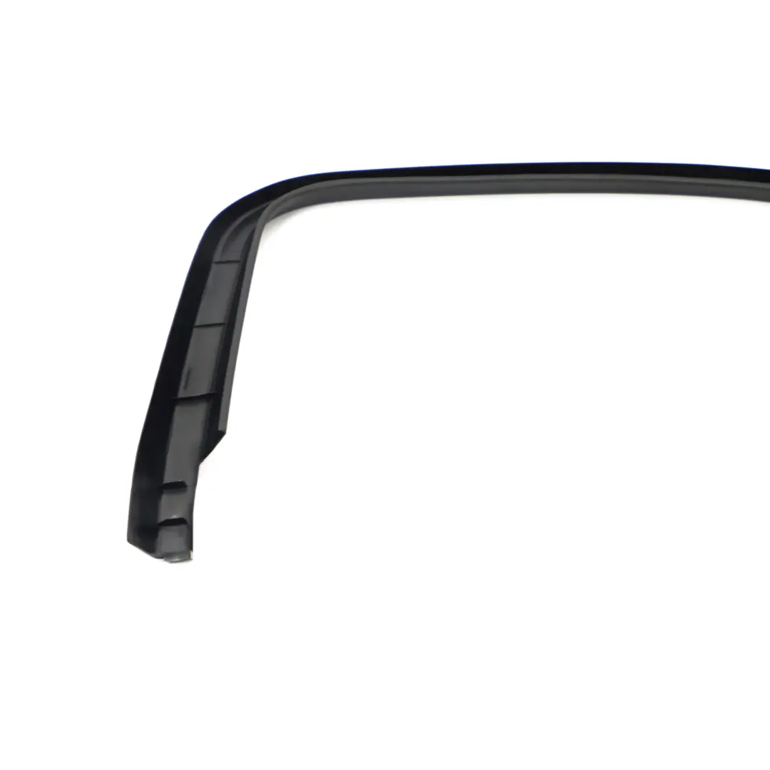 Mercedes W205 Uszczelka Listwa Rama Szyby Drzwi Lewy Tył Czarna - SKU A2057370171 - Numer Części A2057370171