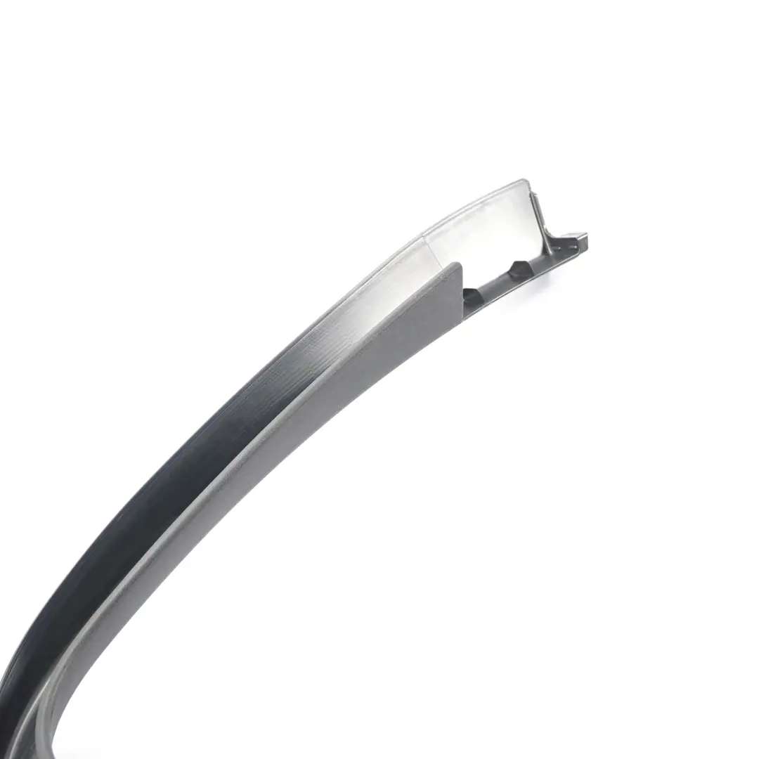  Mercedes-Benz W205 Finestrino posteriore destro Striscia Trim Seal - SKU A2057370271 - Numero di parte A2057370271