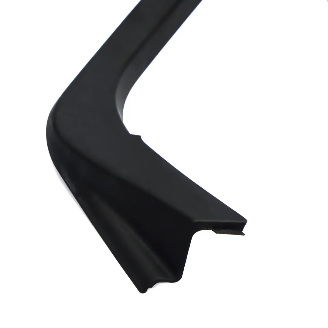 Türverkleidung hinten links Fensterrahmen Schwarz für Mercedes S205 mit Teilenummer A2057370371 Mercedes S205 Türverkleidung hinten links Fensterrahmen Schwarz - SKU A2057370371 - Teilenummer A2057370371