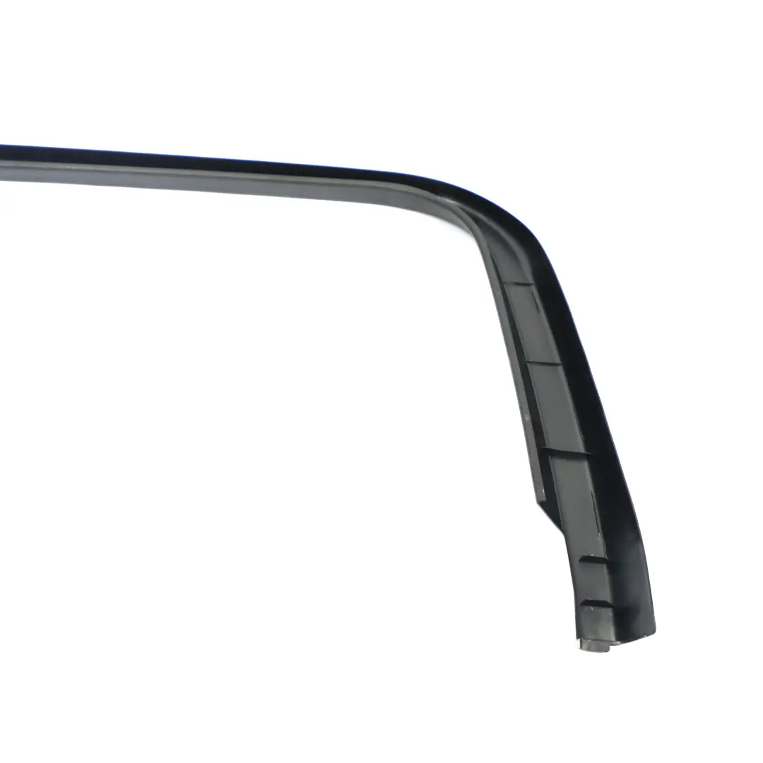 Mercedes S205 Estate Garniture Porte Arrière Droite Fenêtre Noir - SKU A2057370471 - Numéro de pièce A2057370471