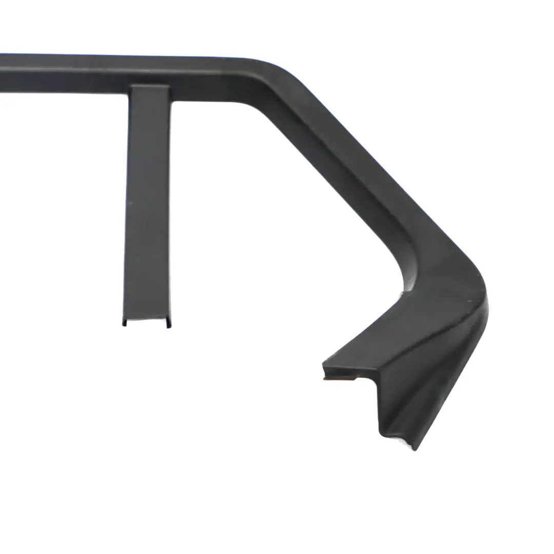 Türverkleidung hinten rechts Fensterrahmen Schwarz für Mercedes S205 mit Teilenummer A2057370471 Mercedes S205 Türverkleidung hinten rechts Fensterrahmen Schwarz - SKU A2057370471 - Teilenummer A2057370471