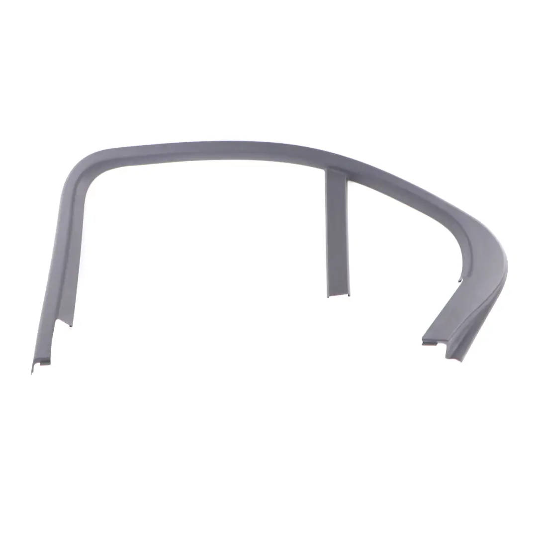 Ventana Trasera Derecha Tapa Interior Negro para Marco Mercedes W205 con número de pieza A2057372200 Marco Mercedes W205 Ventana Trasera Derecha Tapa Interior Negro - SKU A2057372200 - Número de pieza A2057372200