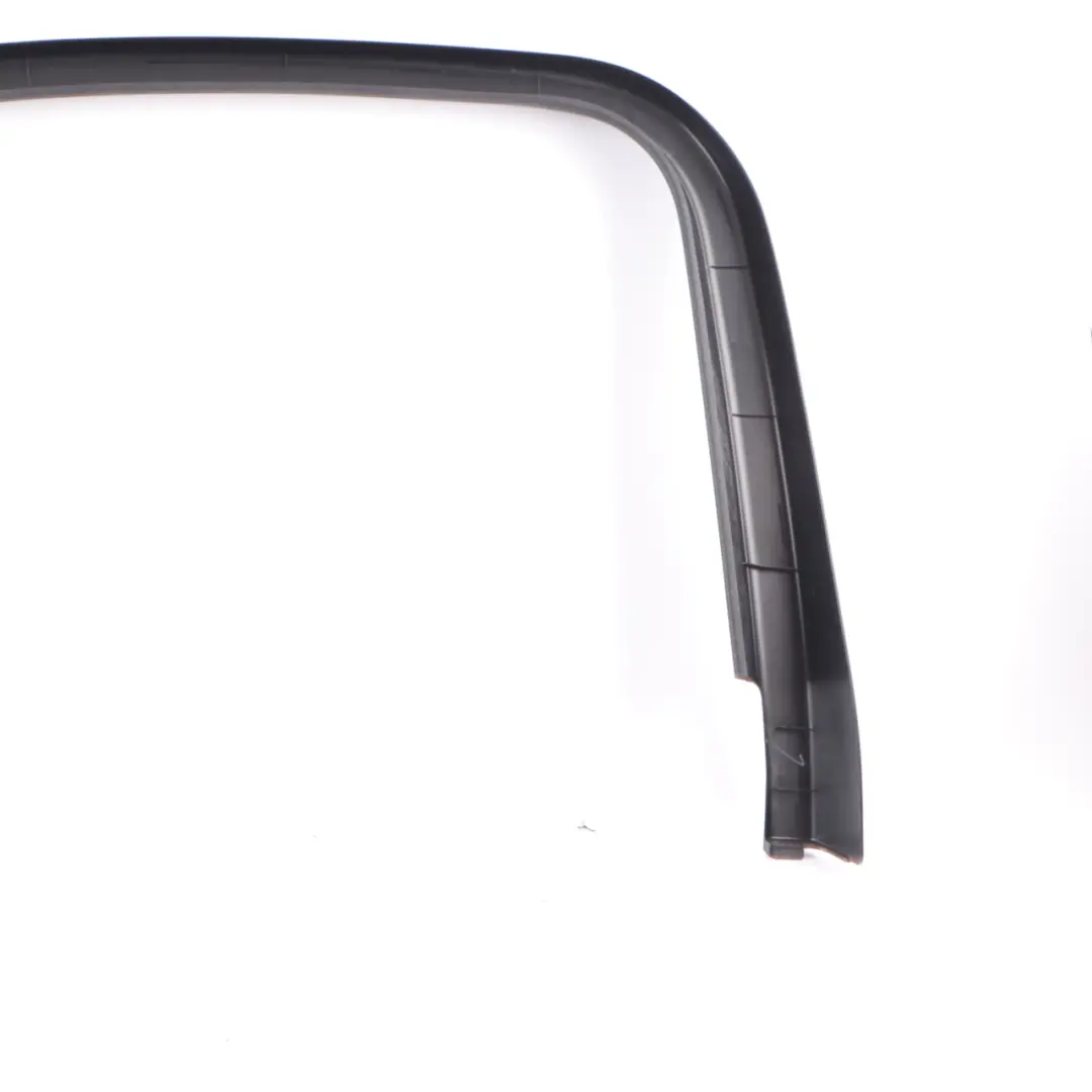Marco Mercedes W205 Ventana Trasera Derecha Tapa Interior Negro - SKU A2057372200 - Número de pieza A2057372200