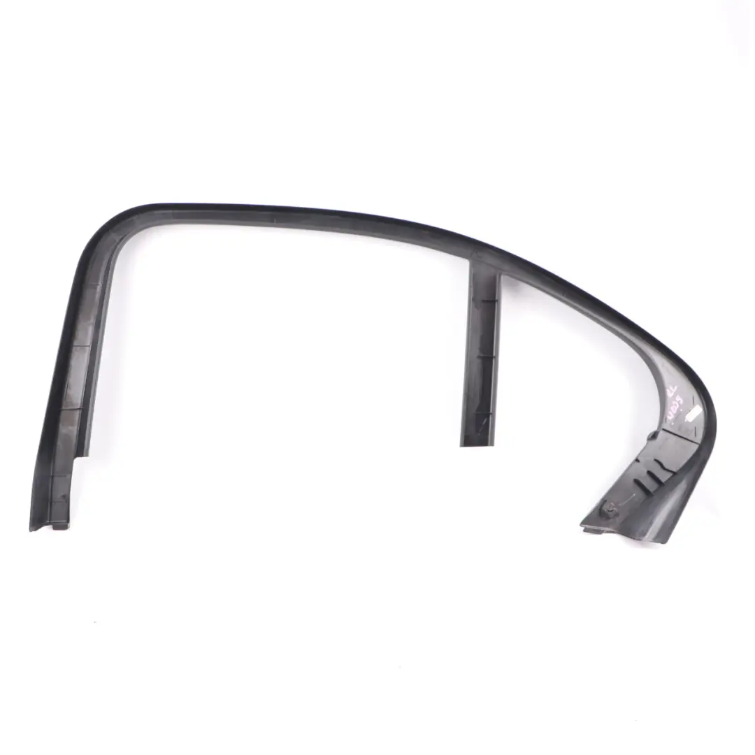 Ventana Marco Puerta Trasera Izquierda Tapa para Mercedes W205 con número de pieza A2057372300 Mercedes W205 Ventana Marco Puerta Trasera Izquierda Tapa - SKU A2057372300 - Número de pieza A2057372300