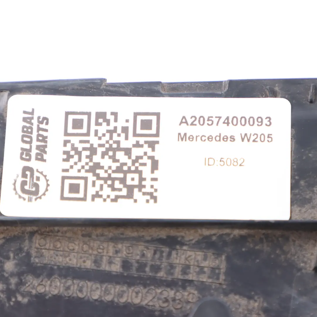 Coffre arrière hayon Plaque Bande d'habillage poignée pour Mercedes W205 à propos du numéro de pièce A2057400093 Mercedes W205 Coffre arrière hayon Plaque Bande d'habillage poignée - SKU A2057400093 - Numéro de pièce A2057400093