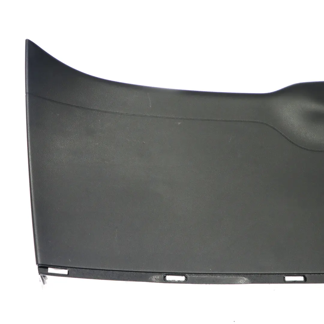 Embellecedor interior del portón trasero Panel interior maletero para Mercedes W205 con número de pieza A2057400170 Mercedes W205 Embellecedor interior del portón trasero Panel interior maletero - SKU A2057400170 - Número de pieza A2057400170