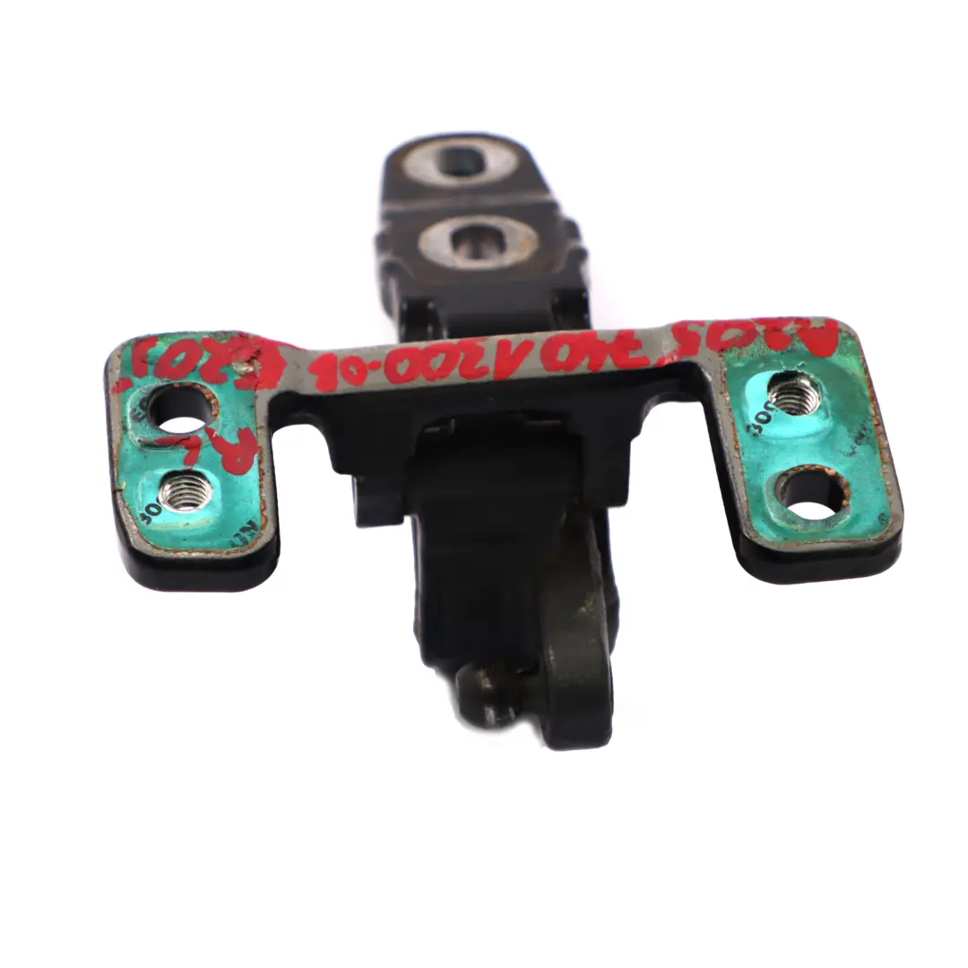 Heckklappe Kofferraum Scharnier hinten links Obsidian Schwarz 197 für Mercedes S205 mit Teilenummer A2057401300 Mercedes S205 Heckklappe Kofferraum Scharnier hinten links Obsidian Schwarz 197 - SKU A2057401300-OB - Teilenummer A2057401300