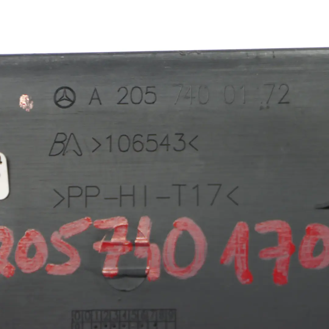 Ziehgriff Mercedes S205 Kombi Kofferraum Klappe Untere Verkleidung Schalttafel für mit Teilenummer A2057401700 Ziehgriff Mercedes S205 Kombi Kofferraum Klappe Untere Verkleidung Schalttafel - SKU A2057401700 - Teilenummer A2057401700