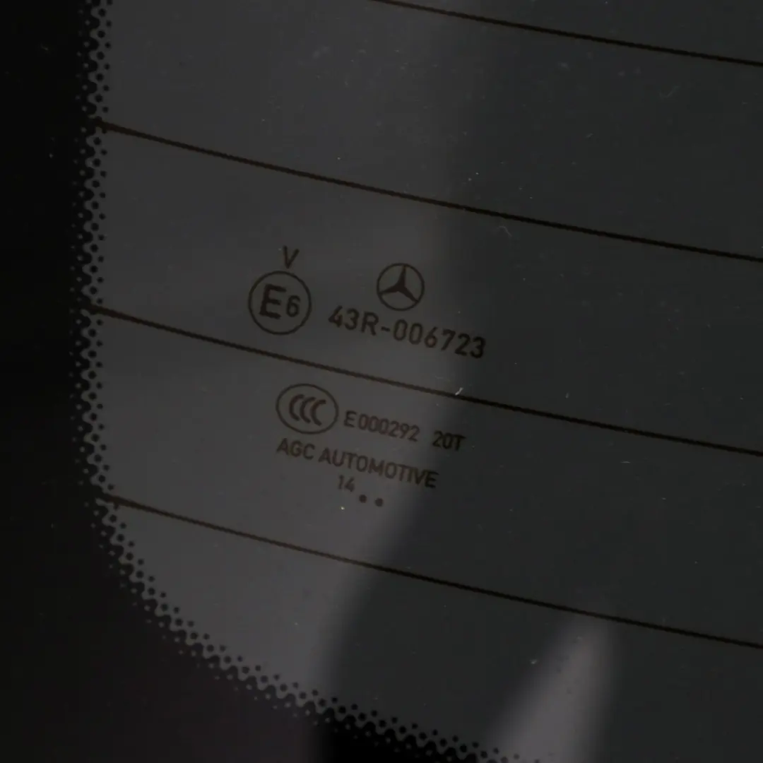 Klapa Pokrywa Bagażnika Obsidian Black Czarny Metalik - 197 do Mercedes S205 o numerze A2057404000 Mercedes S205 Klapa Pokrywa Bagażnika Obsidian Black Czarny Metalik - 197 - SKU A2057404000-OB - Numer Części A2057404000