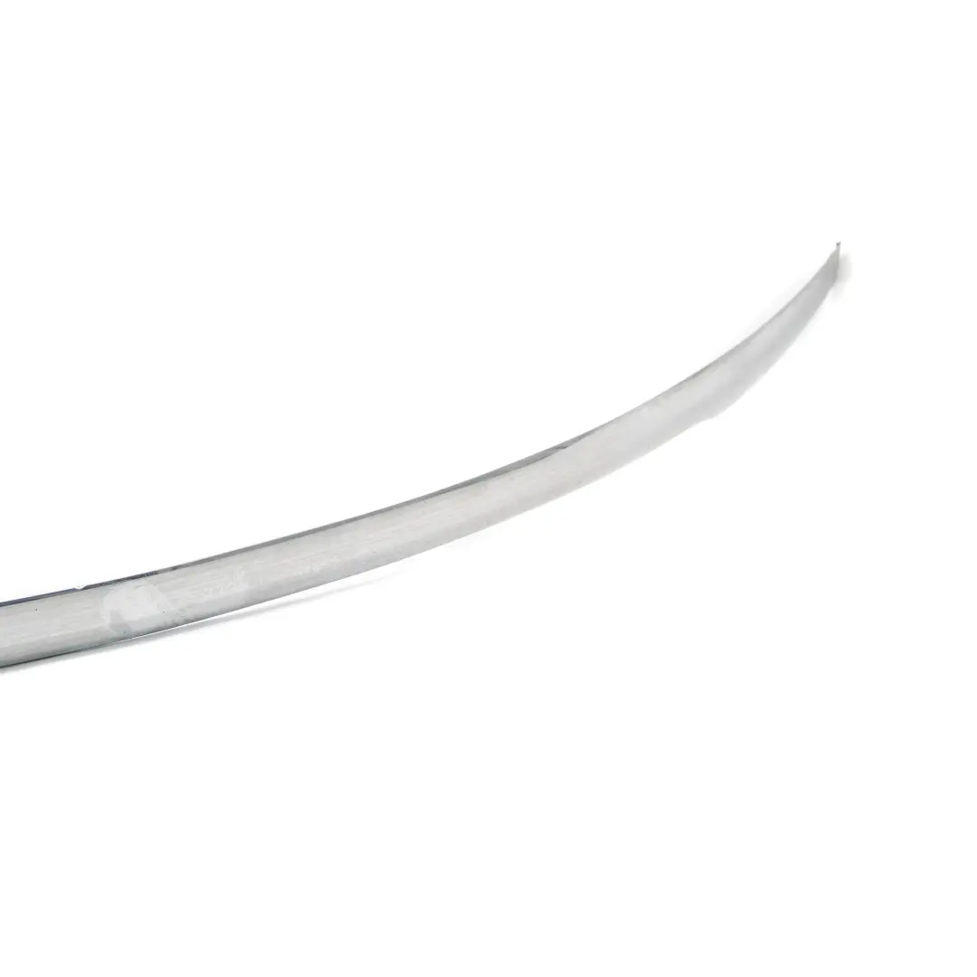Spoiler trasero Boot Trunk Lid Panel Moulding Chrome para Mercedes W205 con número de pieza A2057430300 Mercedes W205 Spoiler trasero Boot Trunk Lid Panel Moulding Chrome - SKU A2057430300 - Número de pieza A2057430300