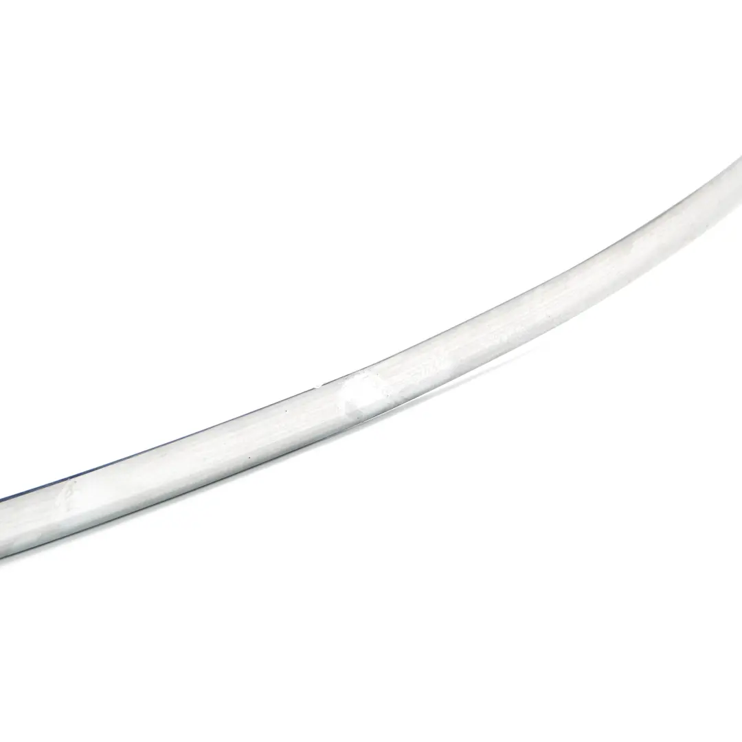 Mercedes W205 Spoiler trasero Boot Trunk Lid Panel Moulding Chrome - SKU A2057430300 - Número de pieza A2057430300