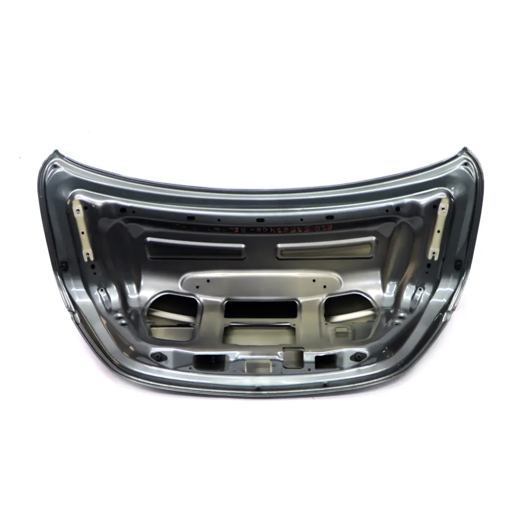 Klapa Pokrywa Bagażnika Selenite Grey Metalik - 992 do Mercedes W205 Sedan o numerze A2057502400 Mercedes W205 Sedan Klapa Pokrywa Bagażnika Selenite Grey Metalik - 992 - SKU A2057502400-SEL1 - Numer Części A2057502400