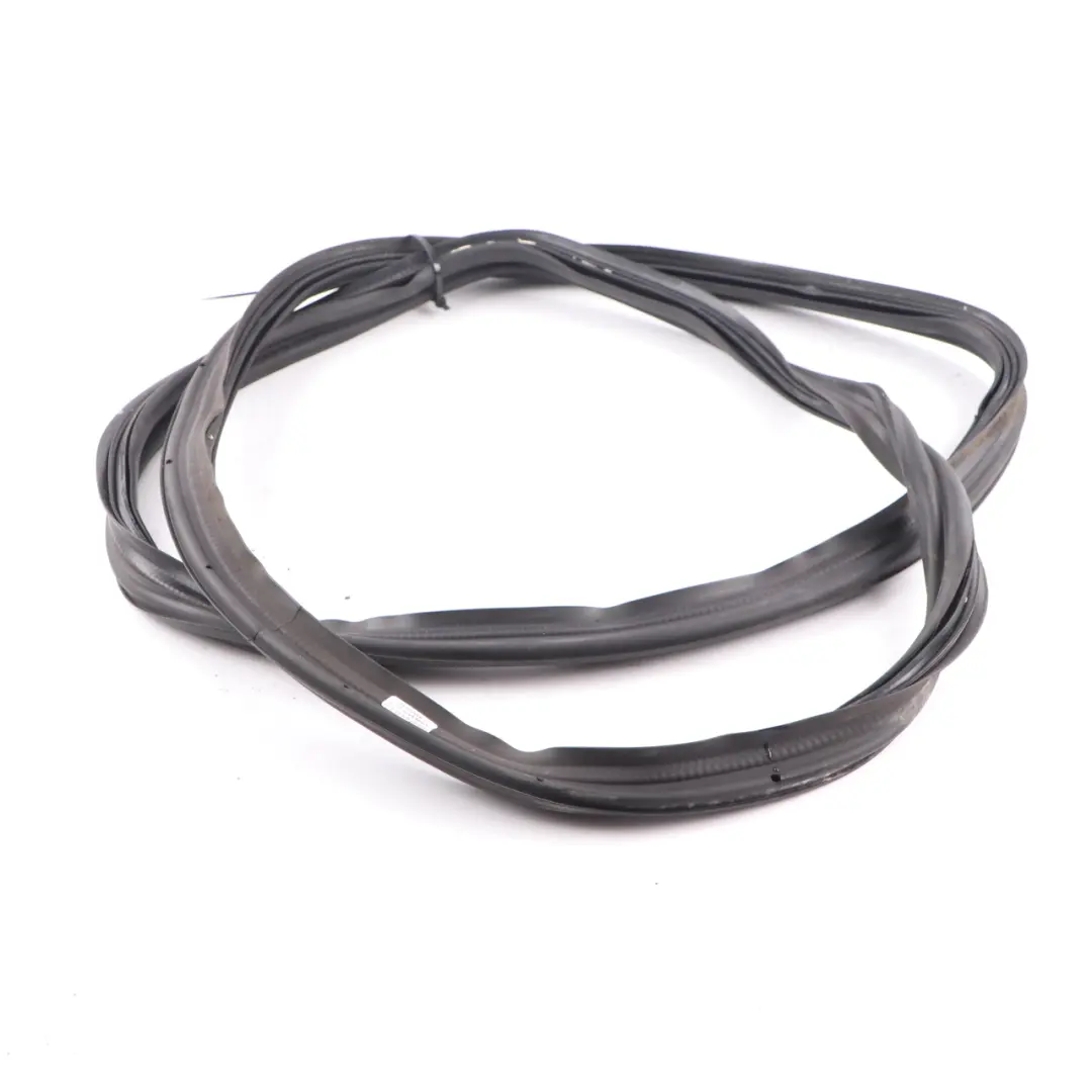 Mercedes C205 Uszczelka Klapy Bagażnika Tylna Tył - SKU A2057505100 - Numer Części A2057505100