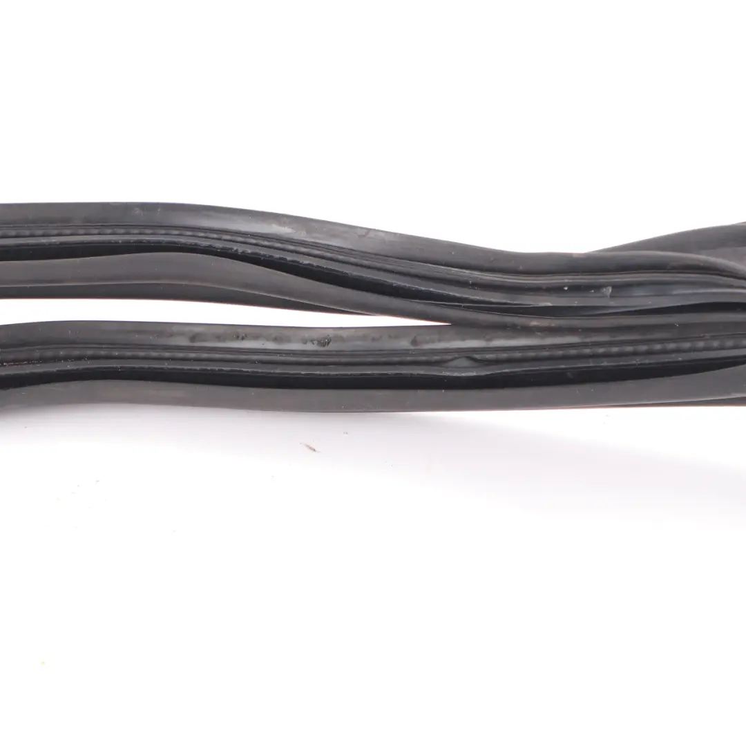 Mercedes C20 Tapa Maletero Trasero Trasera Junta De Goma Sellado - SKU A2057505100 - Número de pieza A2057505100