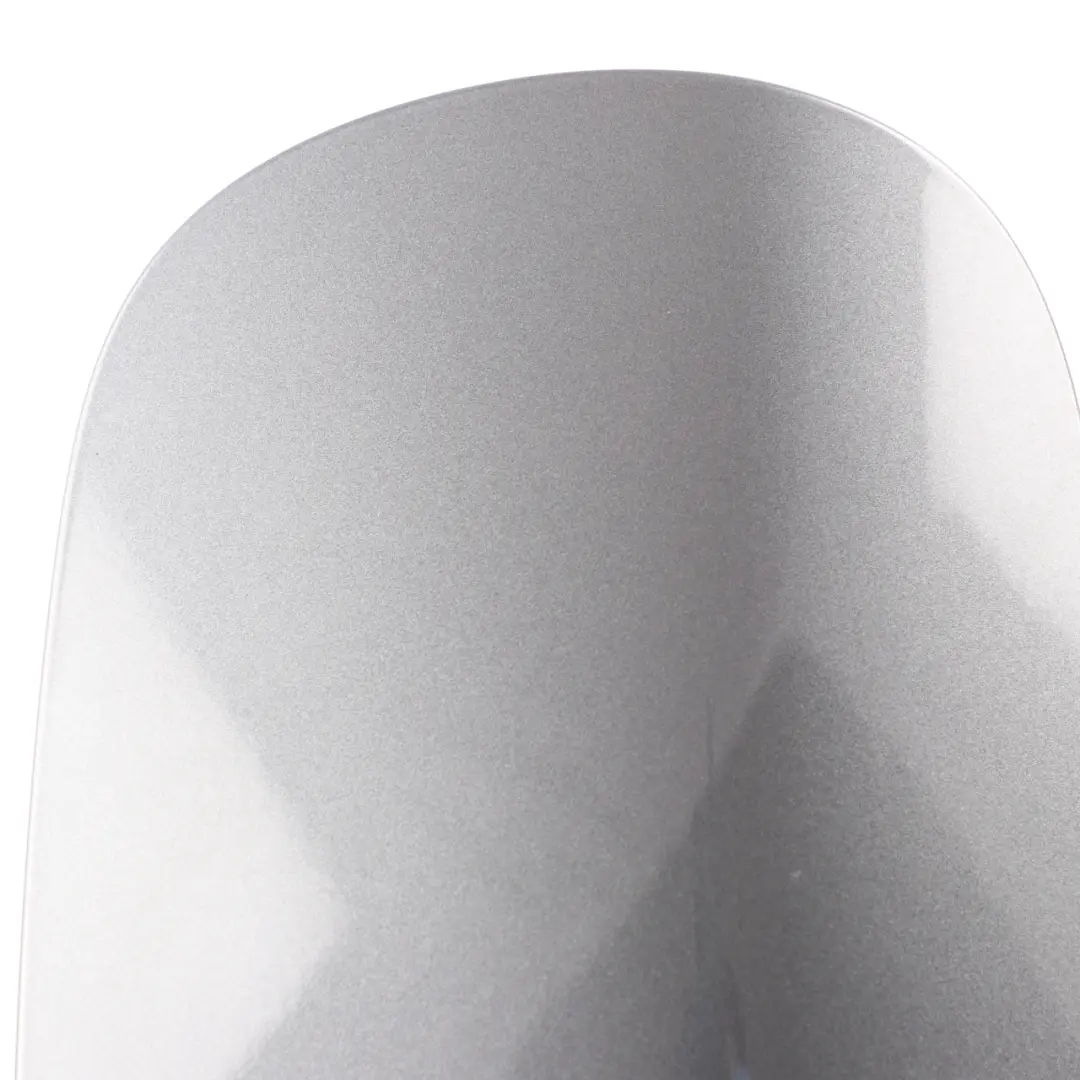 Llenado de Combustible Tapa Tapa Selenite Gris - 992 para Mercedes W205 con número de pieza A2057570106 Mercedes W205 Llenado de Combustible Tapa Tapa Selenite Gris - 992 - SKU A2057570106-SEL - Número de pieza A2057570106