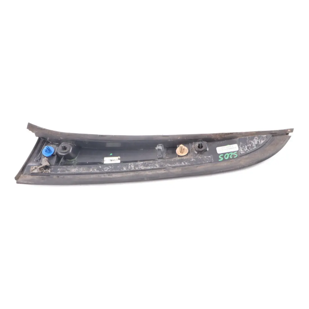 Mercedes S205 Attacco spoiler posteriore baule destro nero profondo - SKU A2057901000 - Numero di parte A2057901000