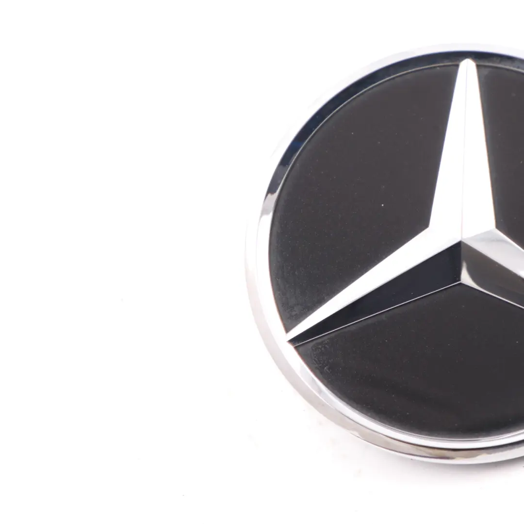 Mercedes C205 Kofferraumdeckel Heckklappe hinten Emblem Obsidian Schwarz 197 - SKU A2058100018-OB - Teilenummer A2058100018