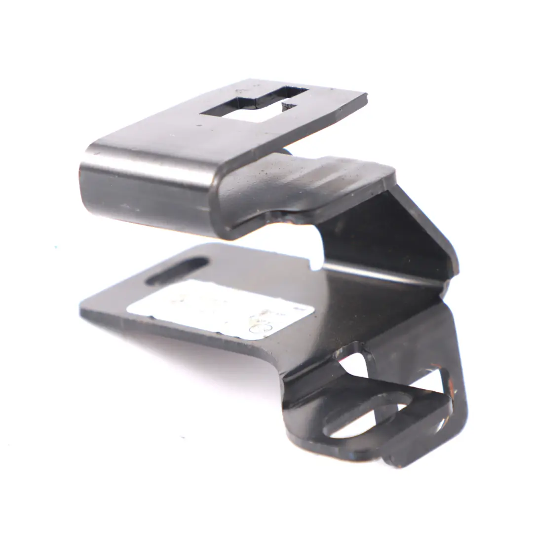 Soporte Mercedes S205 persiana enrollable Montaje Placa Izquierda para con número de pieza A2058100111 Soporte Mercedes S205 persiana enrollable Montaje Placa Izquierda - SKU A2058100111 - Número de pieza A2058100111