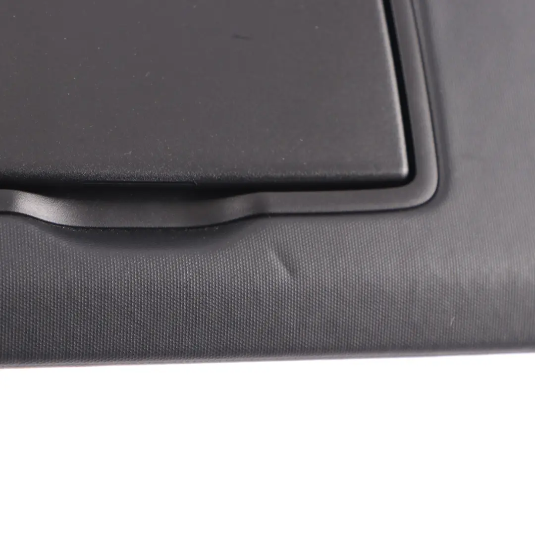 Parasol Espejo Panel Derecho Tapa Negro para Mercedes W205 con número de pieza A2058107404 Mercedes W205 Parasol Espejo Panel Derecho Tapa Negro - SKU A2058107404 - Número de pieza A2058107404