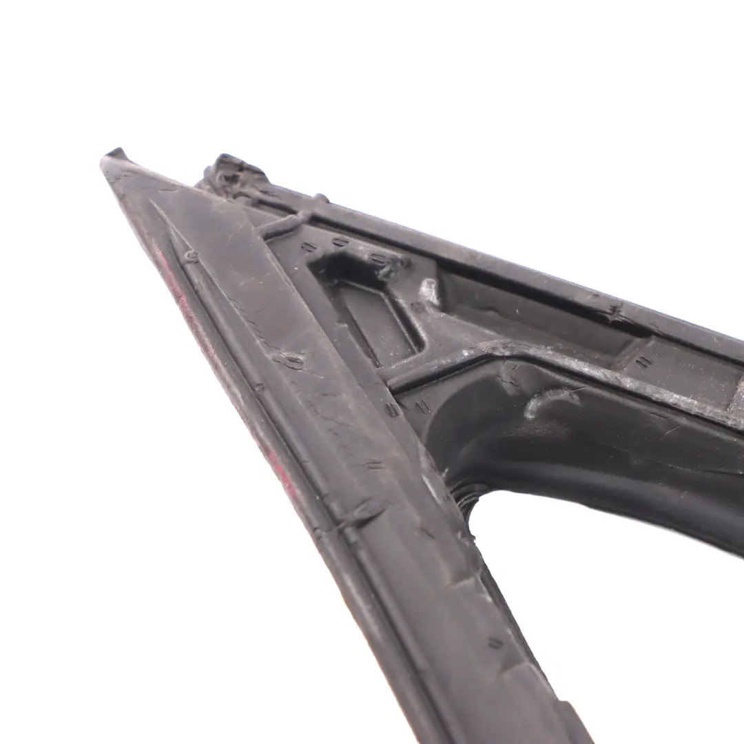 Joint de Rétroviseur Avant Isolation Droite pour Mercedes W205 à propos du numéro de pièce A2058110298 Mercedes W205 Joint de Rétroviseur Avant Isolation Droite - SKU A2058110298 - Numéro de pièce A2058110298