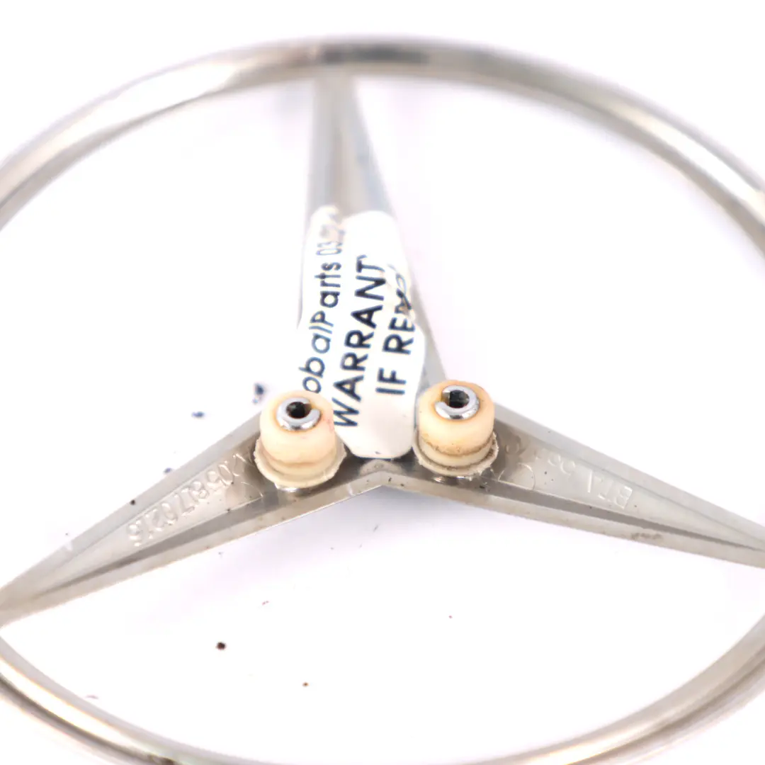 Emblème étoilé couvercle coffre arrière Argent pour Badge Mercedes C205 à propos du numéro de pièce A2058170216 Badge Mercedes C205 Emblème étoilé couvercle coffre arrière Argent - SKU A2058170216 - Numéro de pièce A2058170216