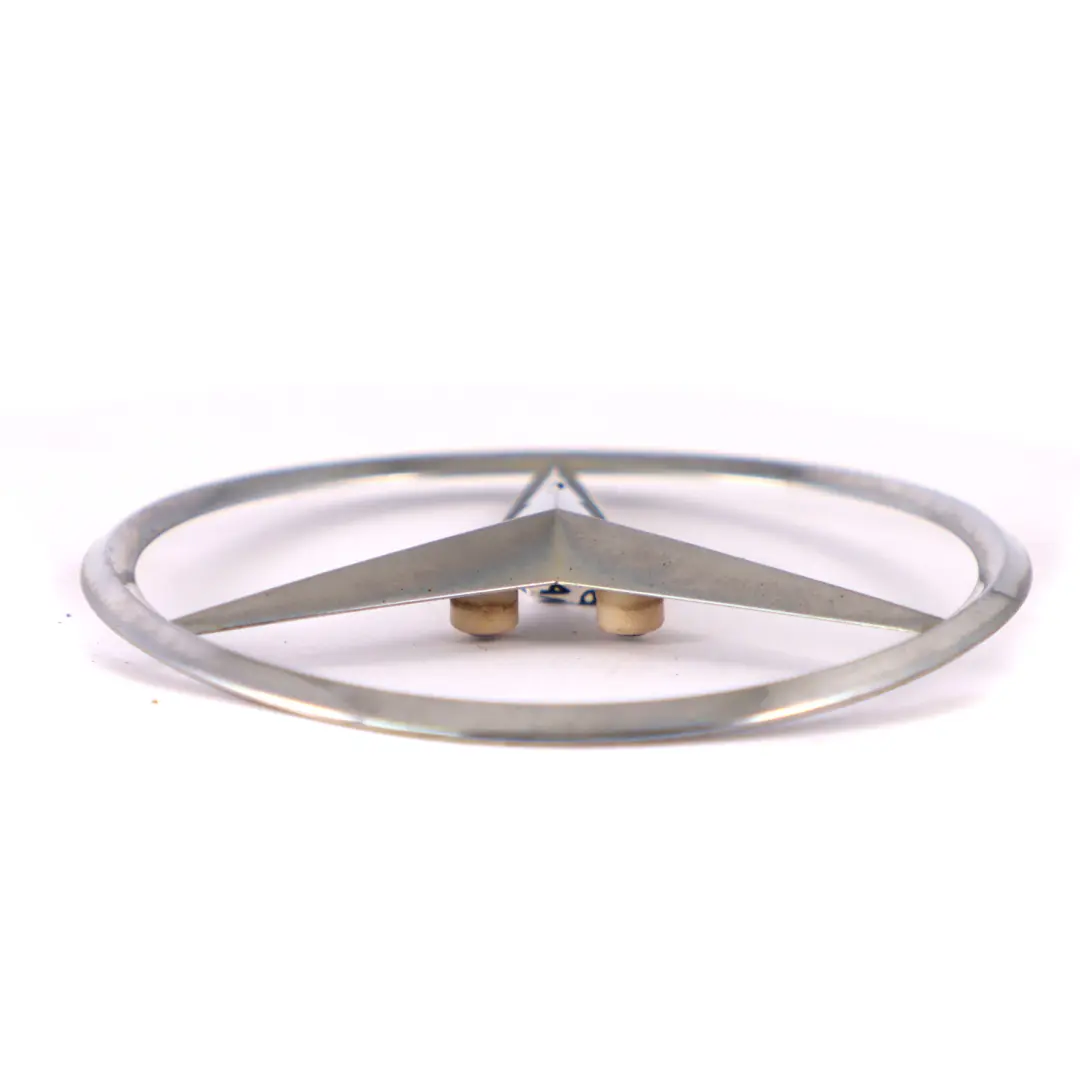 Emblema Estrella Tapa Maletero Trasero Plata para Insignia Mercedes C205 con número de pieza A2058170216 Insignia Mercedes C205 Emblema Estrella Tapa Maletero Trasero Plata - SKU A2058170216 - Número de pieza A2058170216