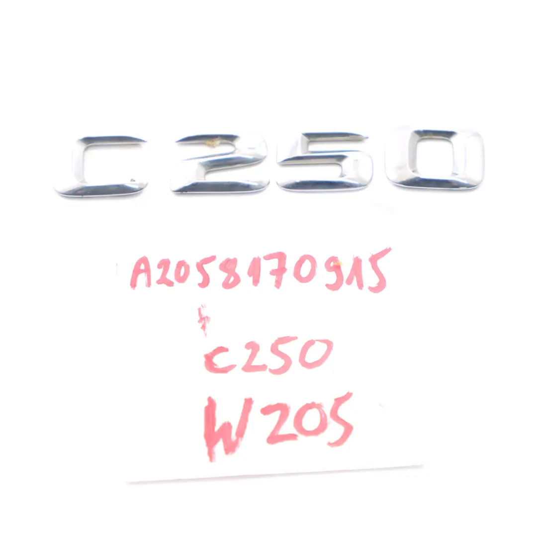 Emblemat Klapy Bagażnika Tylne Logo C250 do Mercedes W205 o numerze A2058170915 Mercedes W205 Emblemat Klapy Bagażnika Tylne Logo C250 - SKU A2058170915 - Numer Części A2058170915