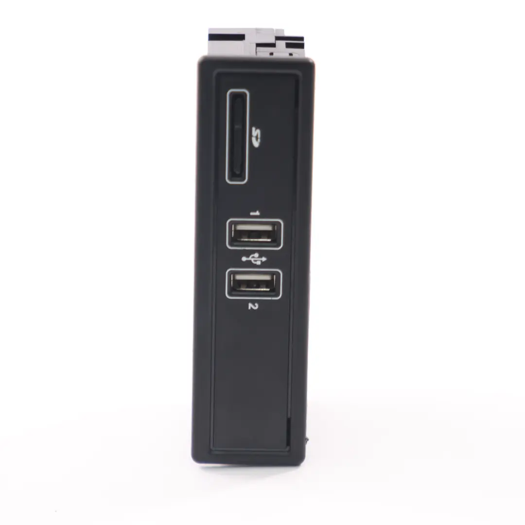 Connection Unit Mercedes W205 Multimedia USB Card Reader Plug  - SKU A2058200126 - Part number A2058200126