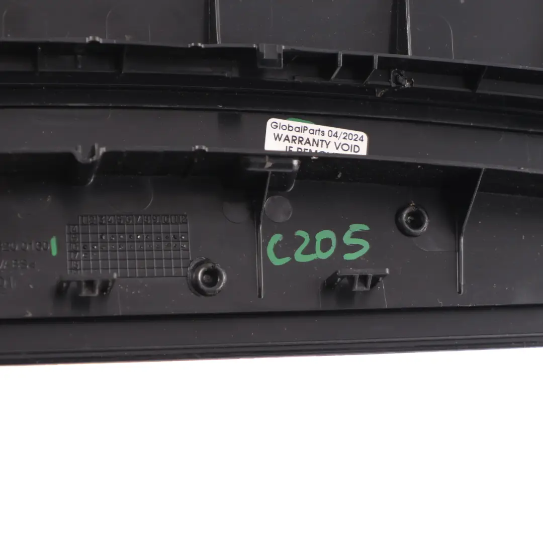 Mercedes W205 Feu de Freinage Arrière Troisième Lampe d'Arrêt Cache - SKU A2058200160 - Numéro de pièce A2058200160