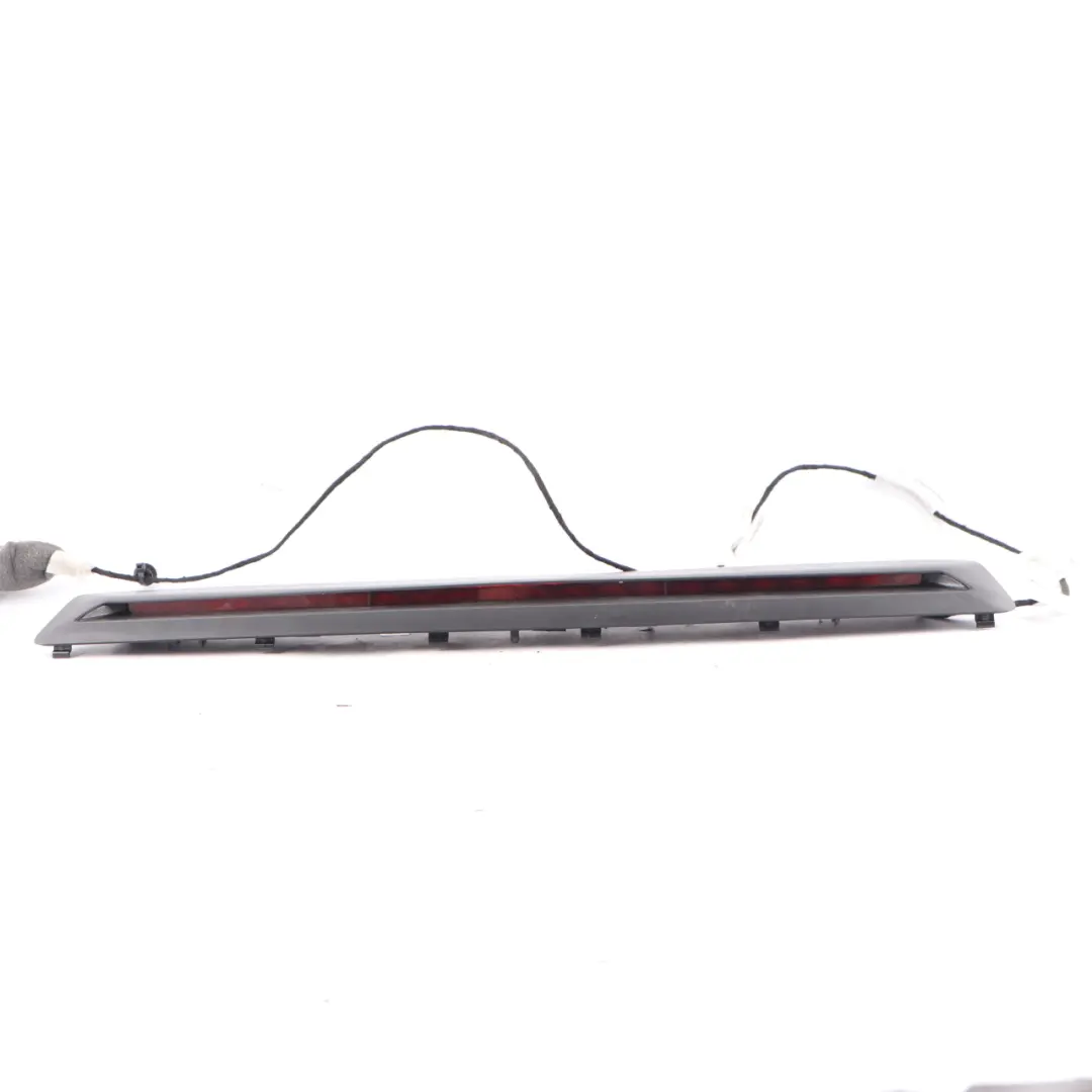 Mercedes W205 Saloon Feu Stop additionnel arrière Feu freinage - SKU A2058200260 - Numéro de pièce A2058200260