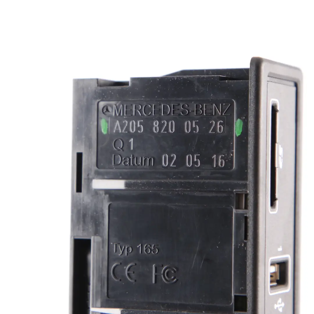 Multimedia USB SD Card Reader Port Socket Module to Mercedes W213 S213 with Part number A2058200526 Mercedes W213 S213 Multimedia USB SD Card Reader Port Socket Module - SKU A2058200526 - Part number A2058200526