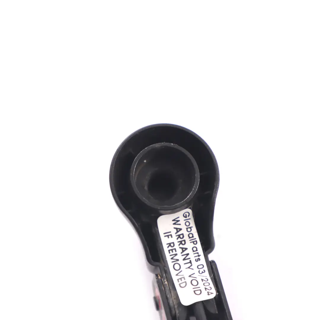 Bras d'essuie-glace de hayon de coffre pour Mercedes S205 à propos du numéro de pièce A2058208602 Mercedes S205 Bras d'essuie-glace de hayon de coffre - SKU A2058208602 - Numéro de pièce A2058208602