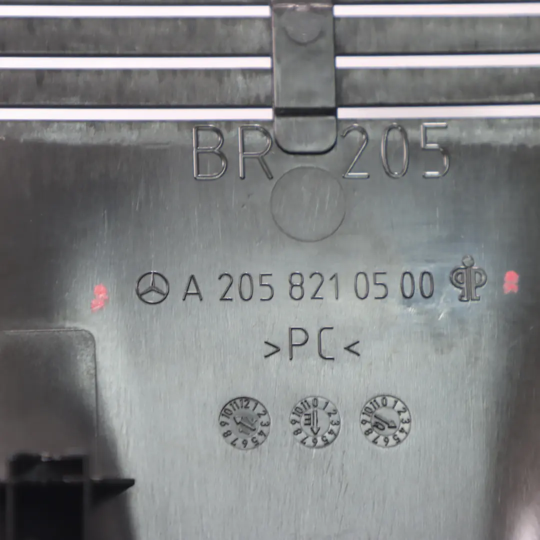 Mercedes S205 Osłona Szyby Czujnika Zmierzchu Deszczu Czarna - SKU A2058210500 - Numer Części A2058210500