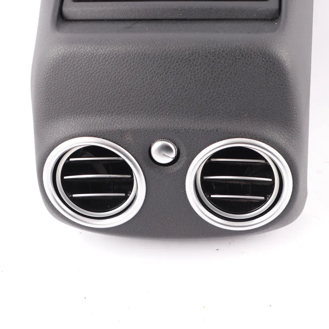 Console Centrale rangement pour bouche d'aération arrière Noir pour Mercedes W205 à propos du numéro de pièce A2058300501 Mercedes W205 Console Centrale rangement pour bouche d'aération arrière Noir - SKU A2058300501-1 - Numéro de pièce A2058300501