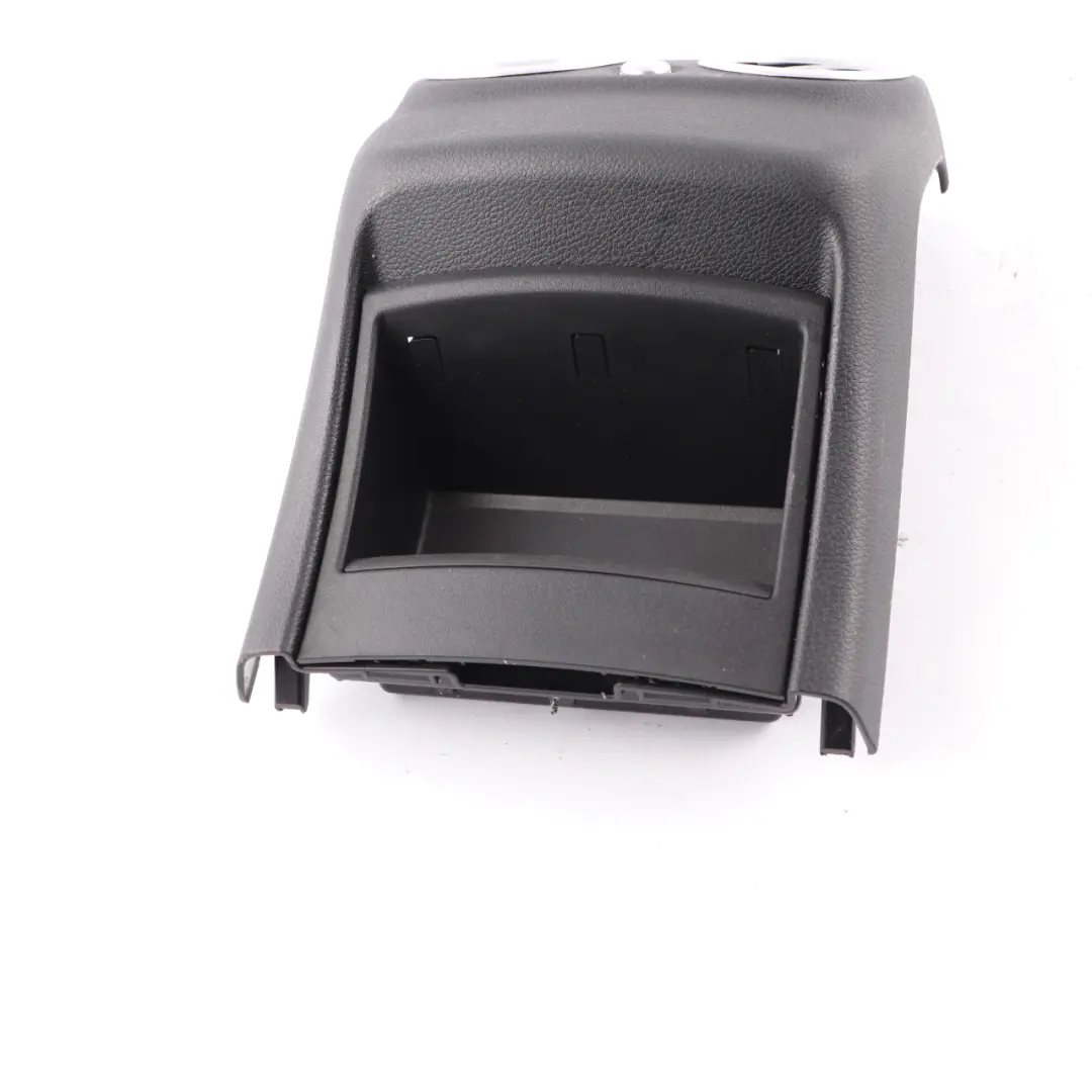 Mercedes W205 Console centrale Vaschetta portaoggetti presa d'aria posteriore - SKU A2058300501-1 - Numero di parte A2058300501