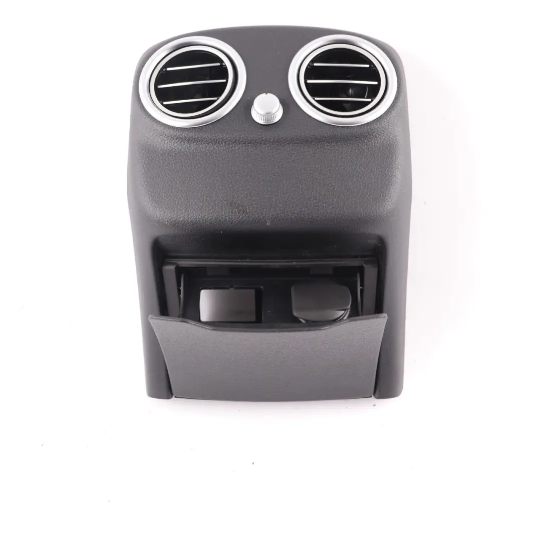 Consola Central Trasera Rejilla Aire Bandeja Negro para Mercedes W205 con número de pieza A2058300501 Mercedes W205 Consola Central Trasera Rejilla Aire Bandeja Negro - SKU A2058300501 - Número de pieza A2058300501