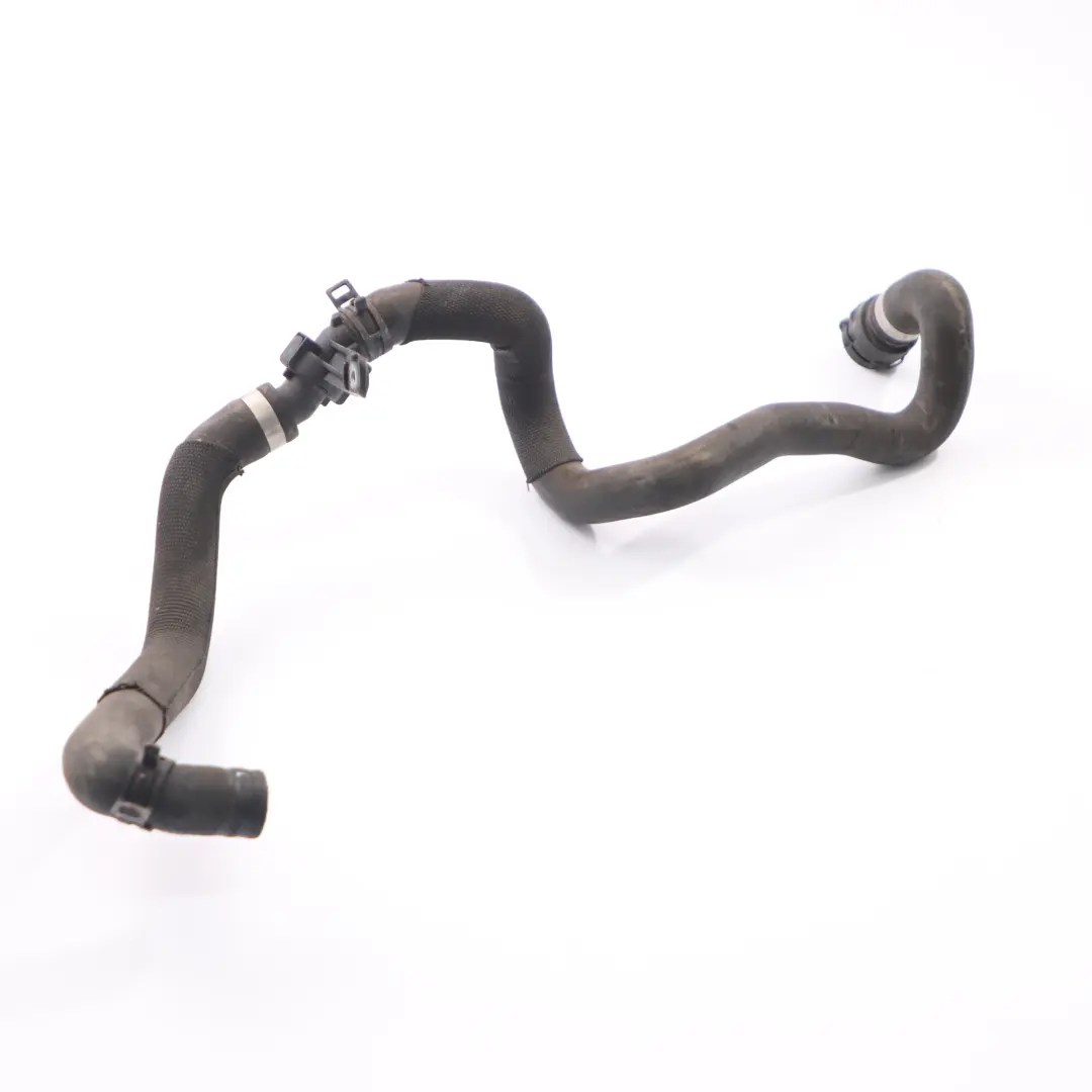 Tubo refrigerante Mercedes W205 Diesel OM651 Pompa di circolazione Riscaldamento per con numero di parte A2058301902 Tubo refrigerante Mercedes W205 Diesel OM651 Pompa di circolazione Riscaldamento - SKU A2058301902 - Numero di parte A2058301902